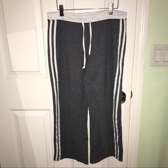 FREE IN BUNDLE - C.W. Sport S Capri Pants - Picture 1 of 9